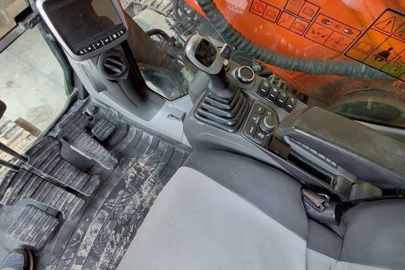 OmecoHub - Immagine DOOSAN DX235NLC